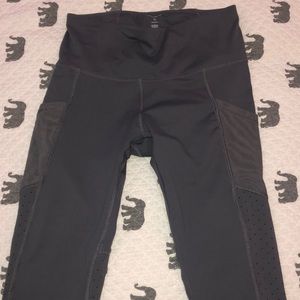 Gray capri leggings